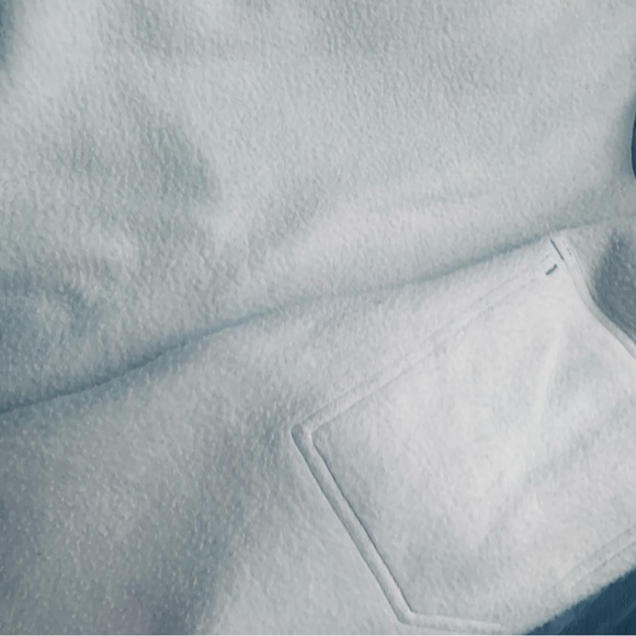 Under Armour XL button jacket - Picture 4 of 4